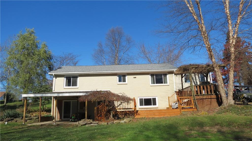1172 Freeport Road Kittanning, PA 16201 - Photo 3 of 22