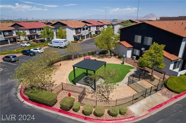 $2,629 | 540 West Horizon Ridge Parkway, Unit 1902, Henderson, NV 89012