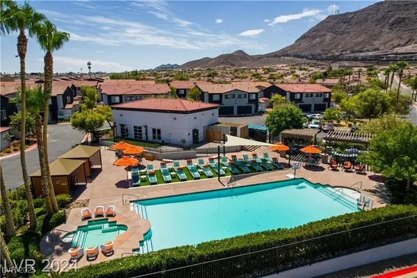 $2,629 | 540 West Horizon Ridge Parkway, Unit 1902, Henderson, NV 89012