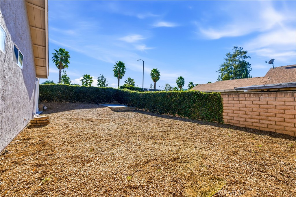 10620 Gemini Drive Riverside, CA 92503 - Photo 32 of 44 So many options with this huge space.