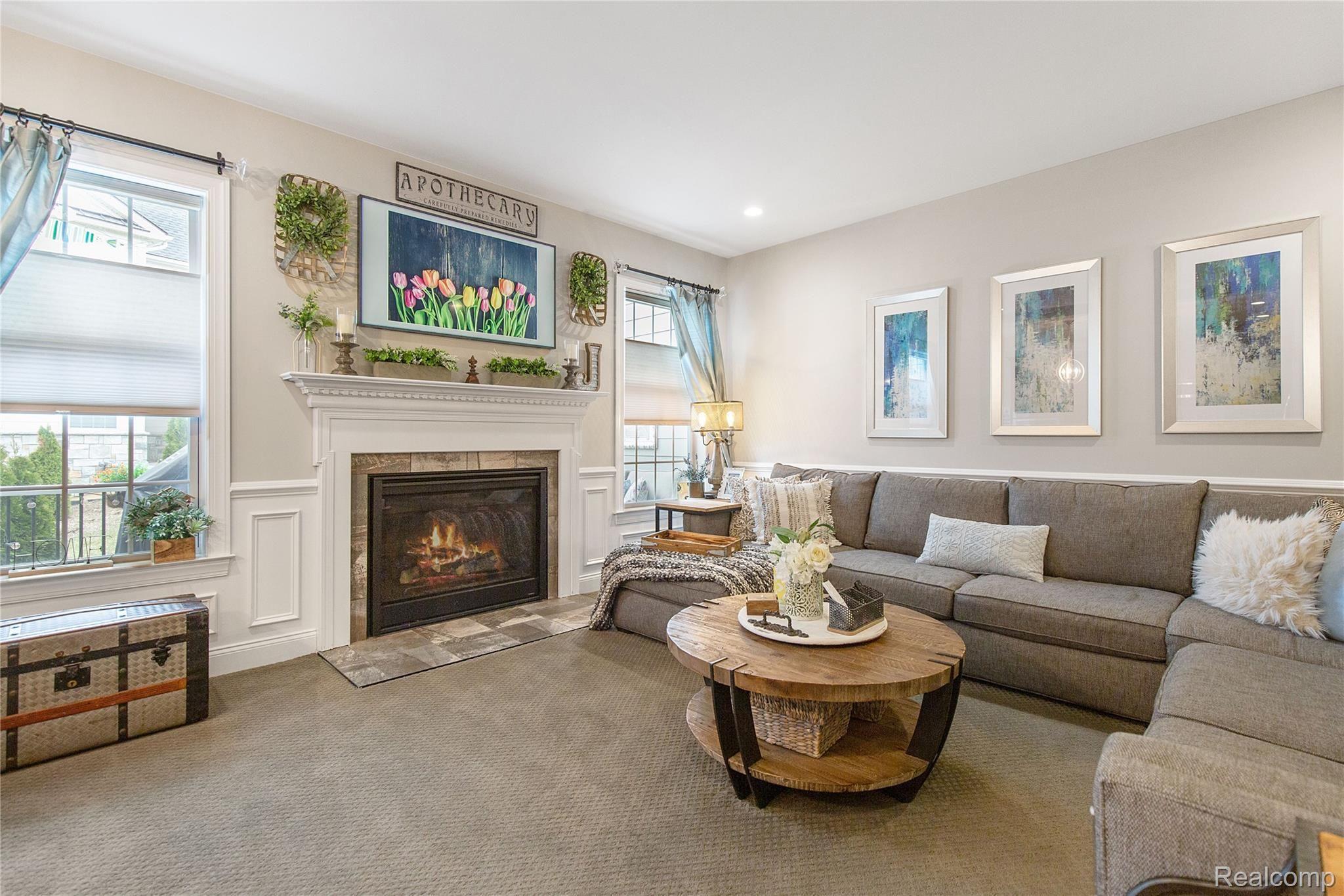 42929 Cardinal Way Novi, MI 48375 - Photo 4 of 46 8.jpg