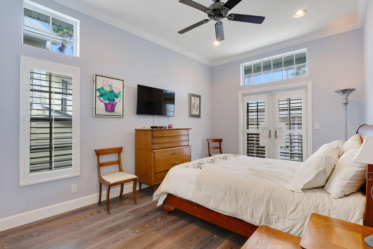 150 Jupiter Key Road Jupiter, FL 33477 - Photo 13 of 23 Guest Bedroom