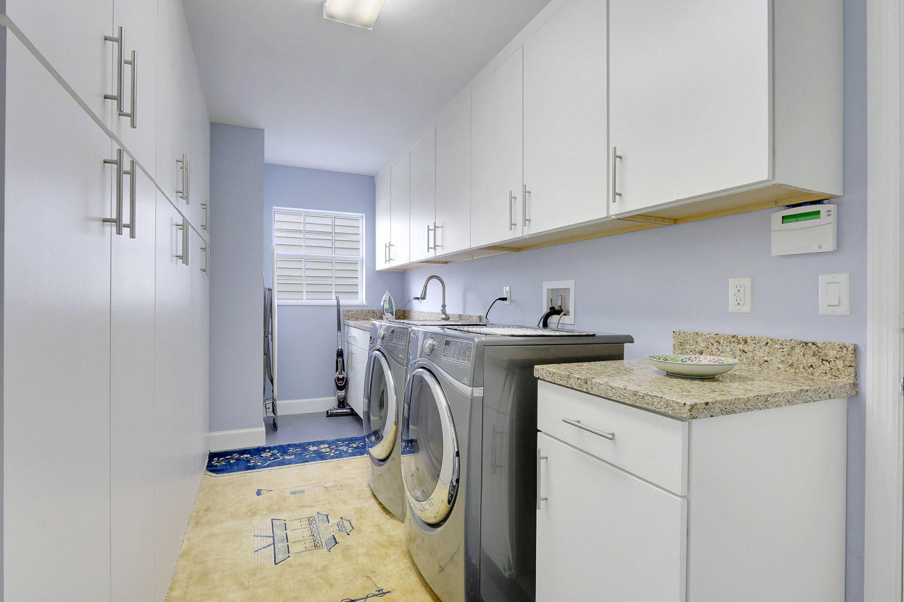 150 Jupiter Key Road Jupiter, FL 33477 - Photo 17 of 23 Laundry Room