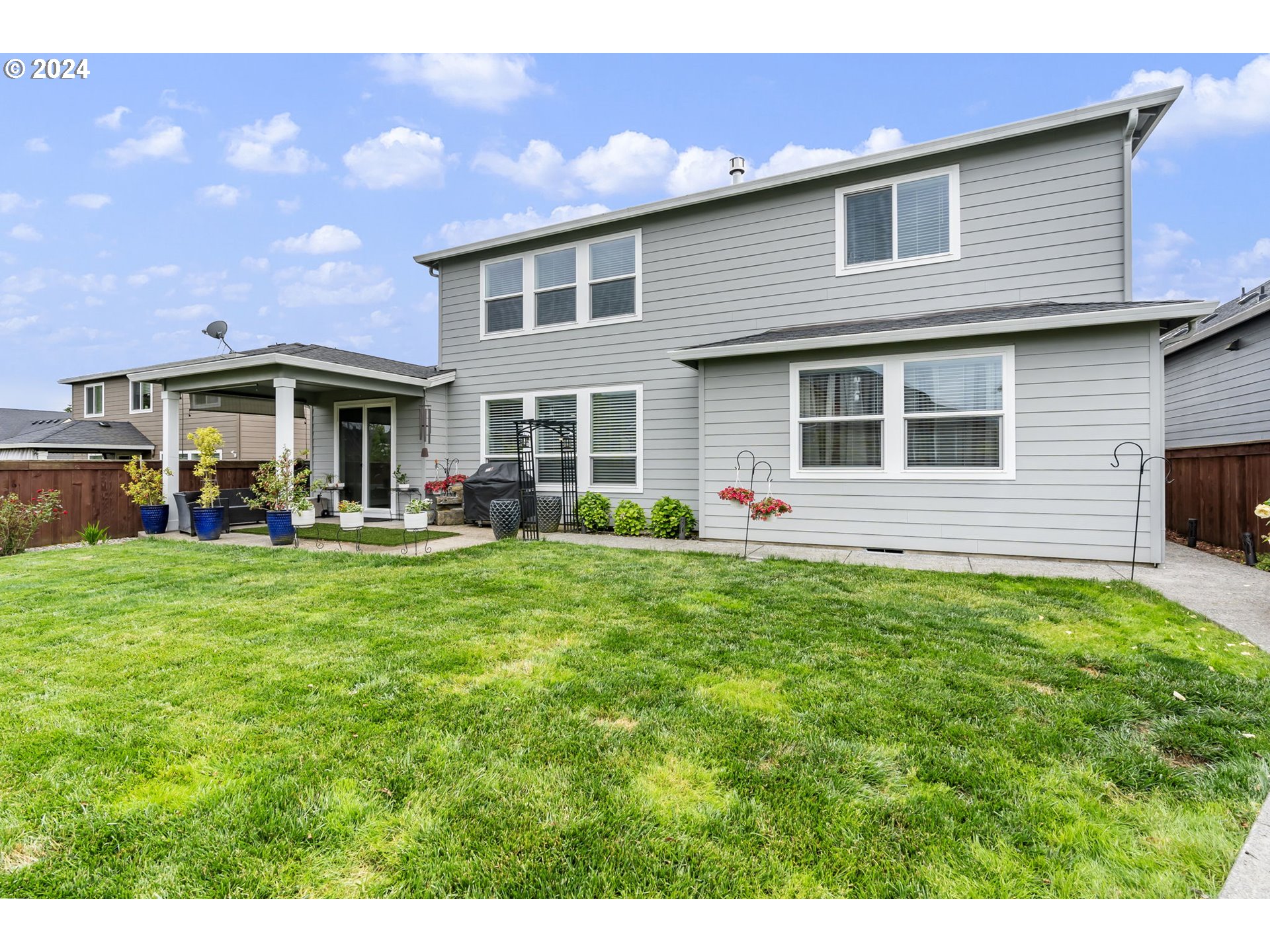 1838 South 46th Place Ridgefield, WA 98642 - Photo 41 of 47 a view of a house with a backyard