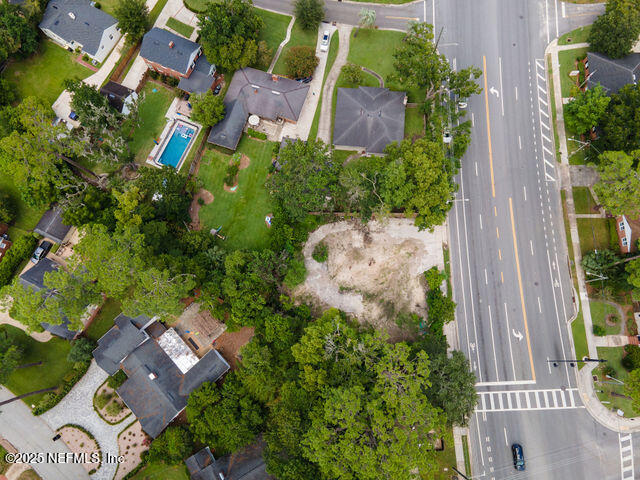 3724 Hendricks Avenue Jacksonville, FL 32207 - Photo 17 of 25 an aerial view of multiple houses with yard