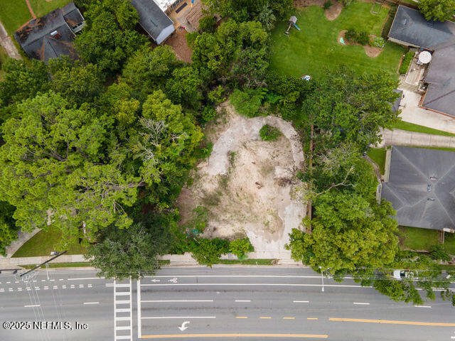 3724 Hendricks Avenue Jacksonville, FL 32207 - Photo 25 of 25 an outdoor view of garden