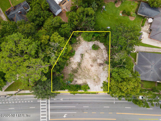 3724 Hendricks Avenue Jacksonville, FL 32207 - Photo 3 of 25 a view of a bird door