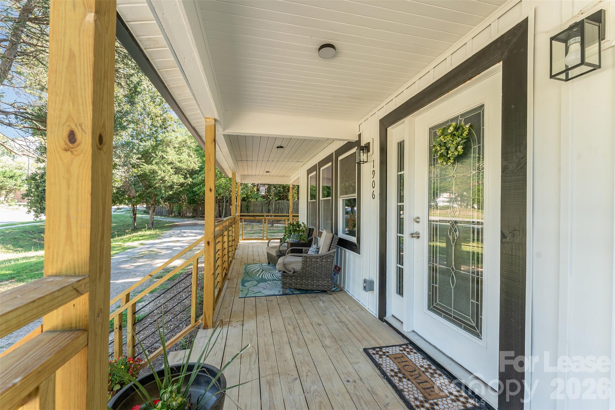 1906 New Garden Road Greensboro, NC 27410 - Photo 6 of 35