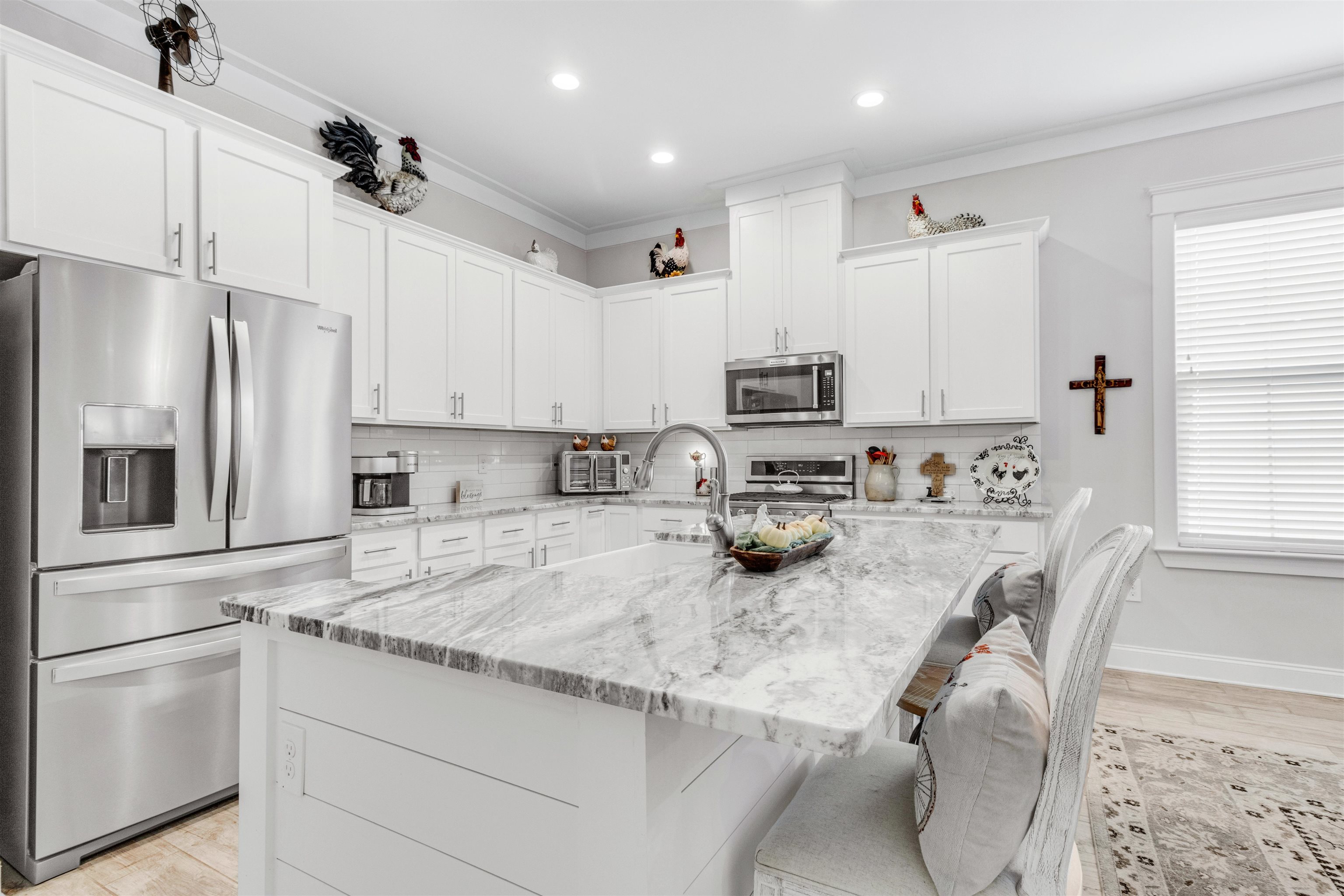 492 Orleans Street Gulf Shores, AL 36542 - Photo 6 of 39 Kitchen