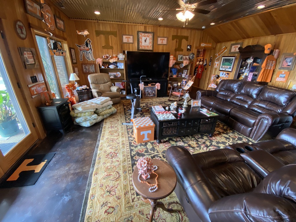 324 Murray Road Belvidere, TN 37306 - Photo 36 of 50 Gallery Image 36