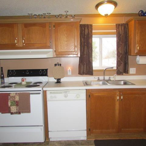 626 Pollys Bend Road Lancaster, KY 40444 - Photo 6 of 21 Wonderful kitchen with all appliances st