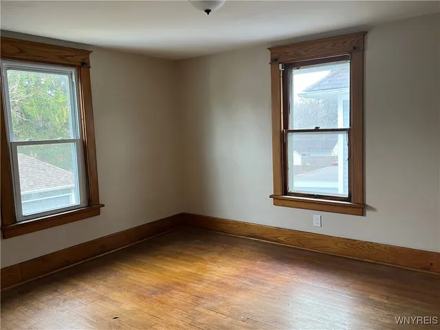 $179,900 | 1 Wilson Parkway, Lockport City, NY 14094