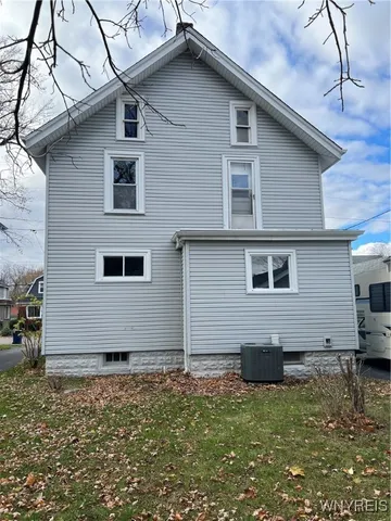 $179,900 | 1 Wilson Parkway, Lockport City, NY 14094