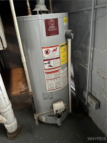 $179,900 | 1 Wilson Parkway, Lockport City, NY 14094