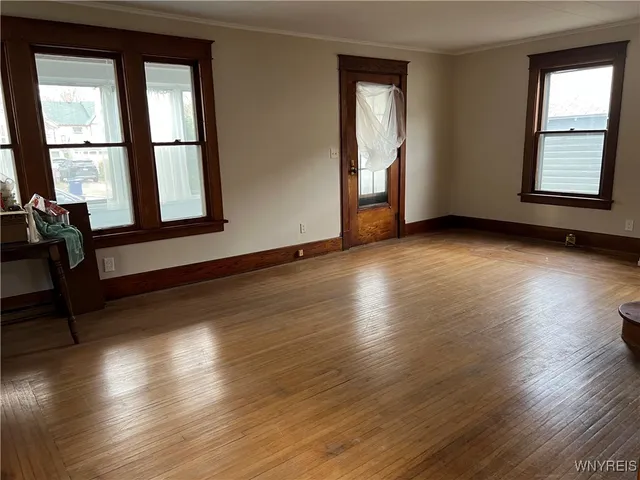 $179,900 | 1 Wilson Parkway, Lockport City, NY 14094