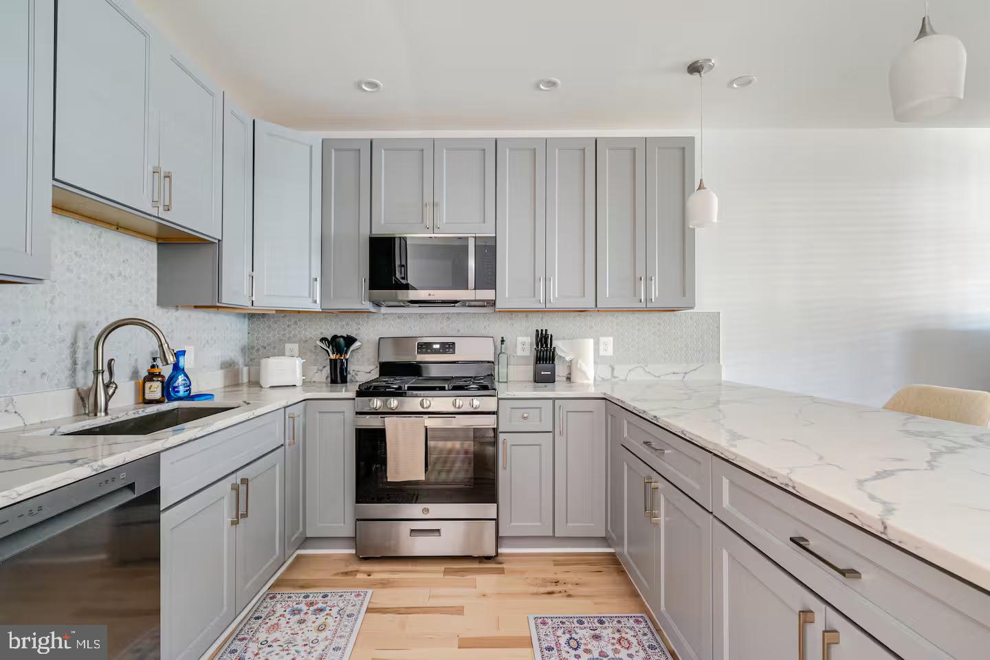 1331 Queen Street Northeast Washington, DC 20002 - Photo 6 of 51