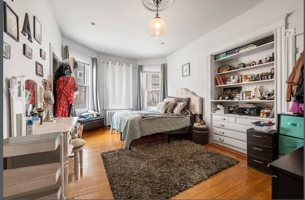 $6,000 | 866 East 5th Street, Unit 1, Boston, MA 02127