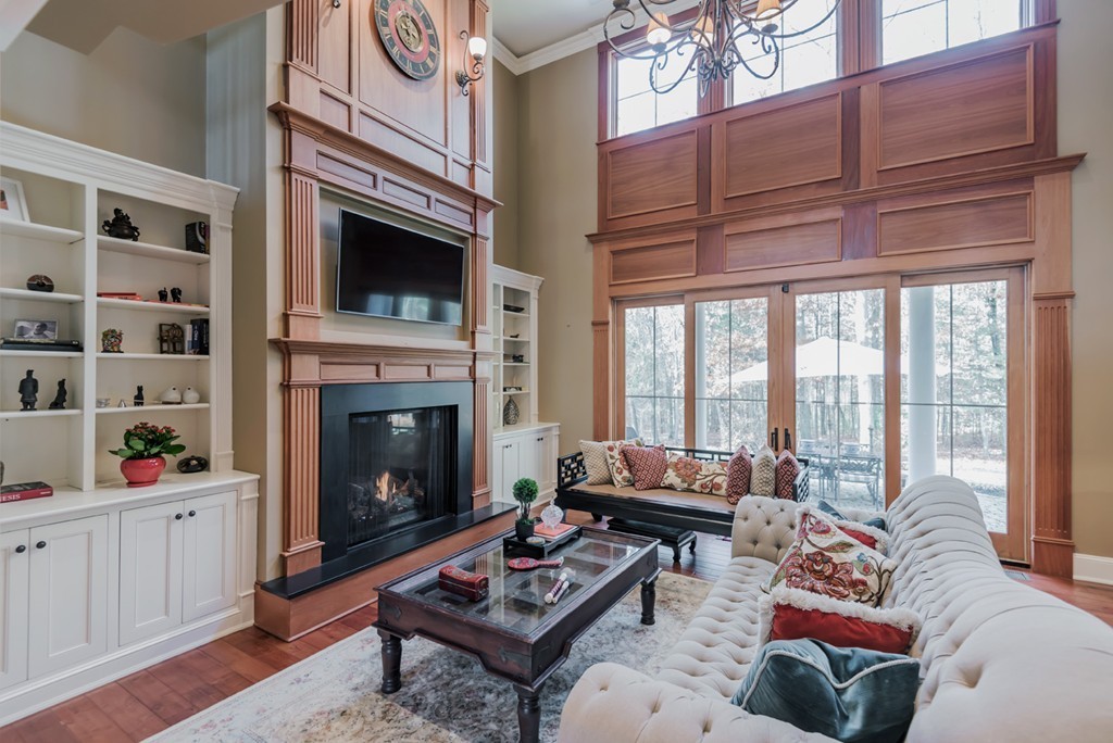 489 Dutton Road Sudbury, MA 01776 - Photo 3 of 27 Gallery Image 3