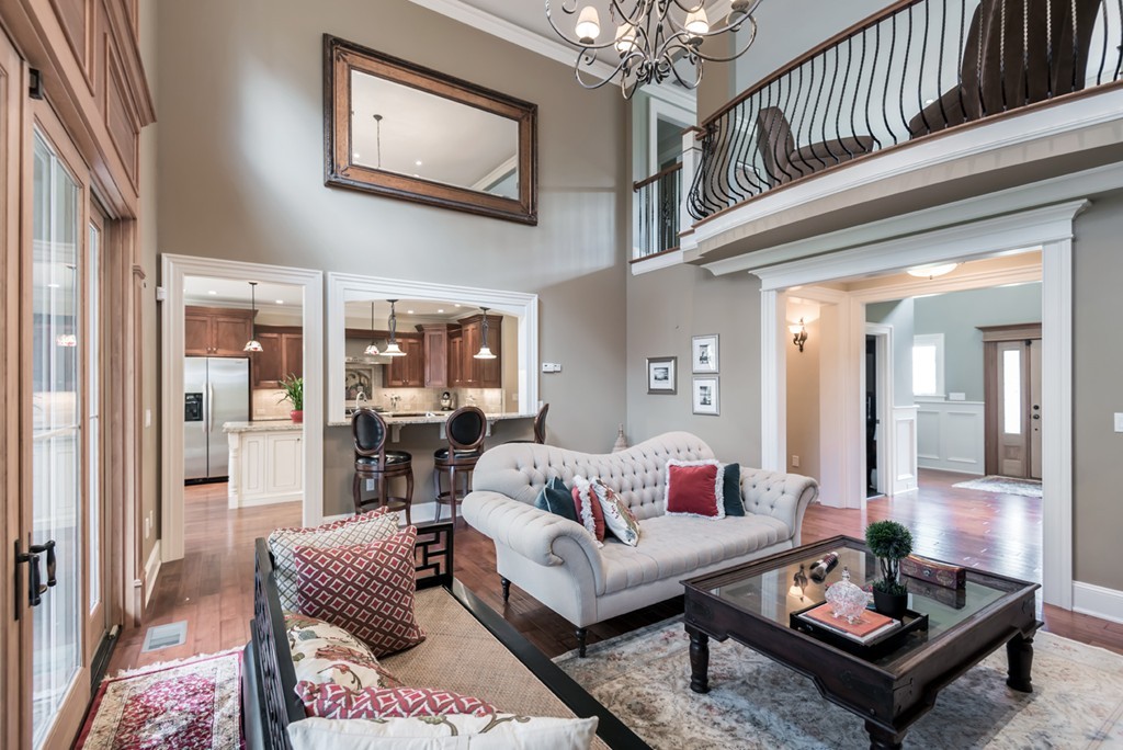 489 Dutton Road Sudbury, MA 01776 - Photo 4 of 27 Gallery Image 4