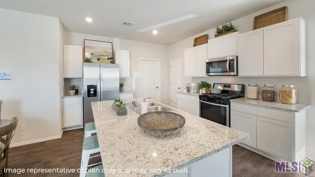 $299,900 | 2428 Lewis Loop, Baker, LA 70714