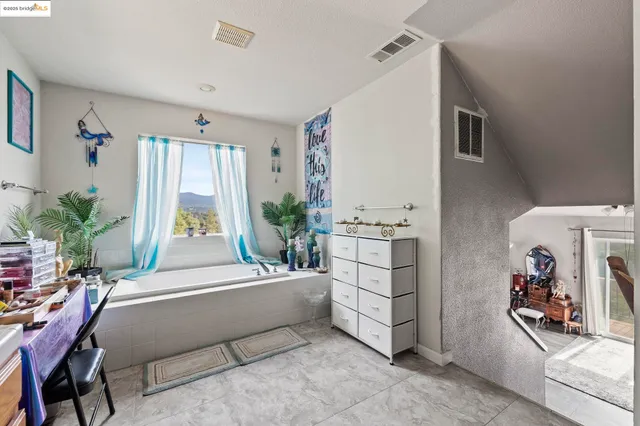 $435,000 | 20588 Upper Hillview Drive, Sonora, CA 95370