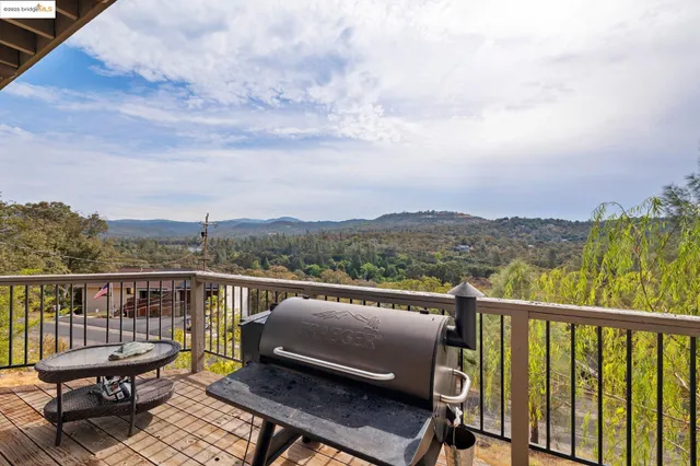 $435,000 | 20588 Upper Hillview Drive, Sonora, CA 95370