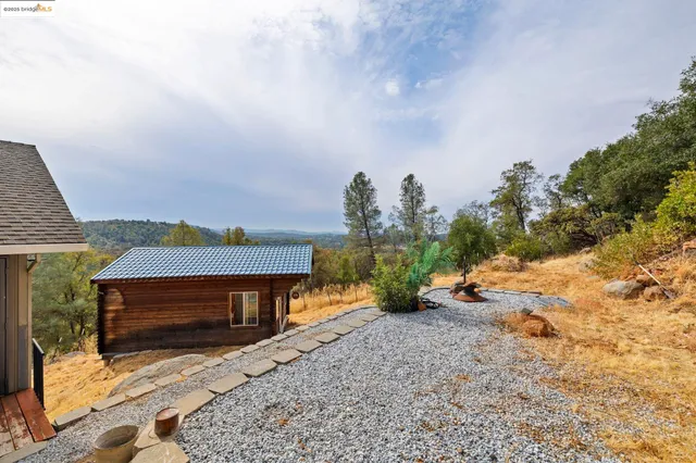 $435,000 | 20588 Upper Hillview Drive, Sonora, CA 95370