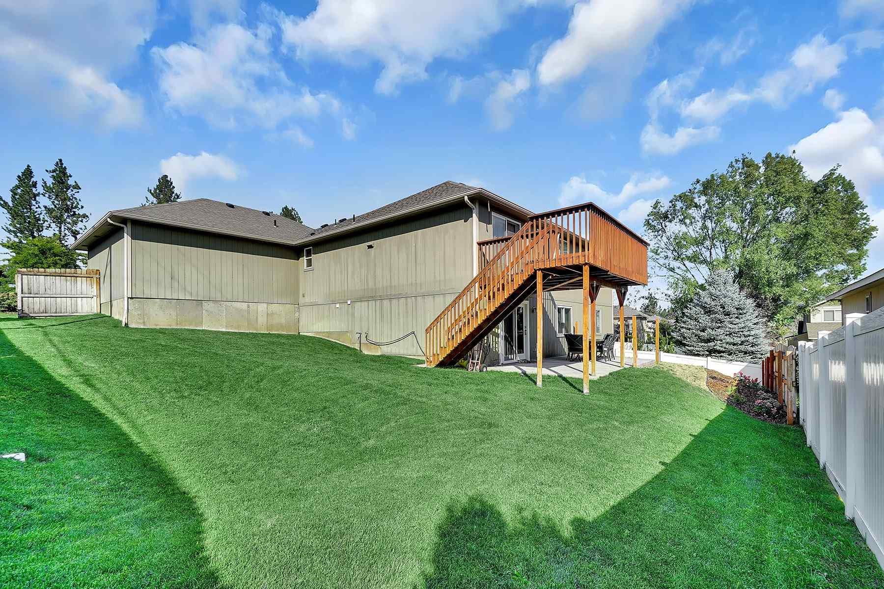602 Upper Terrace Lane Colbert, WA 99005 - Photo 11 of 33