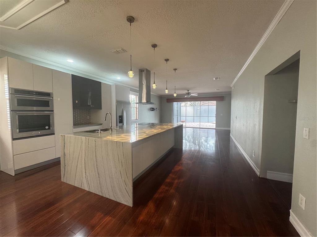 11745 Via Lucerna Circle Windermere, FL 34786 - Photo 7 of 59