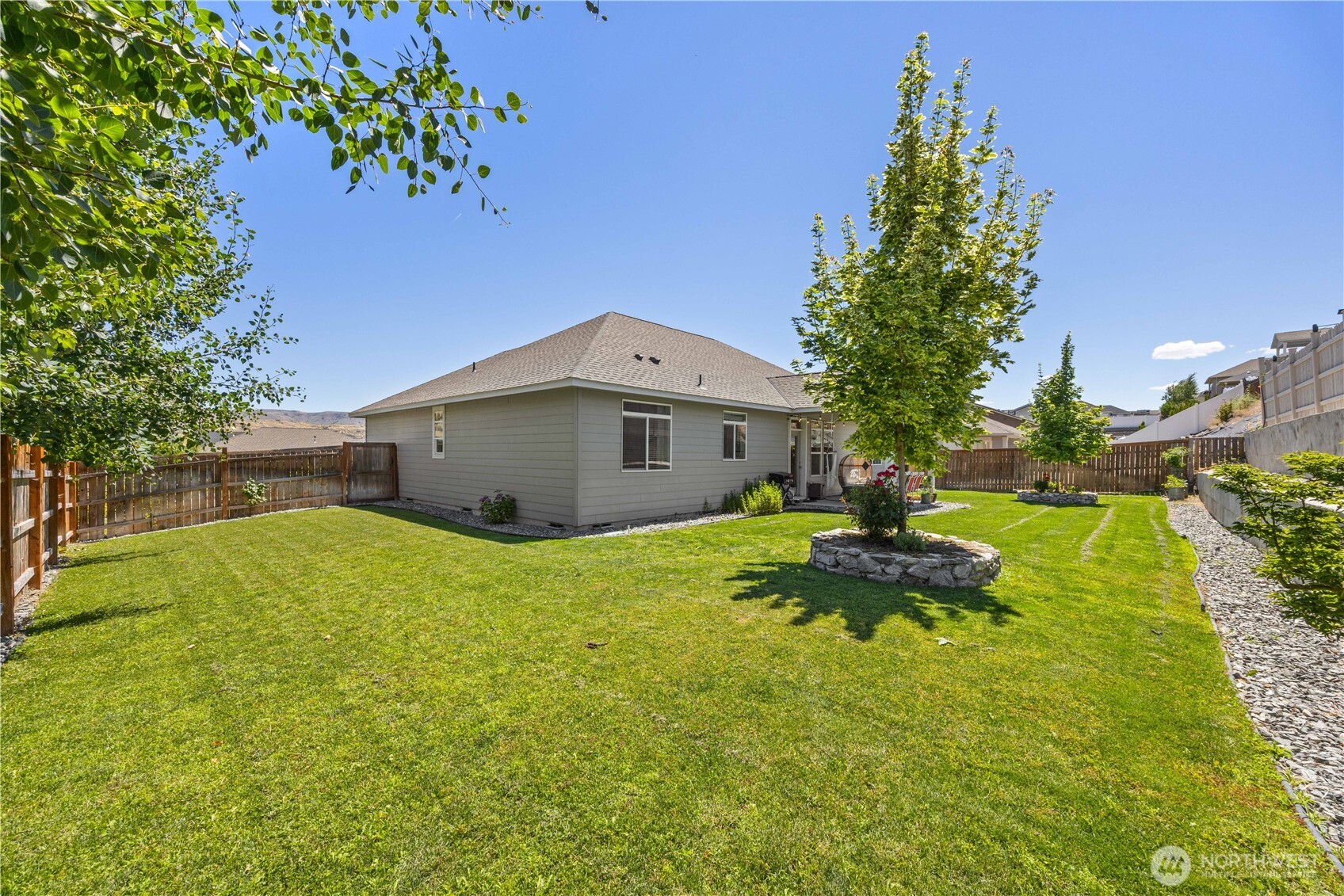 491 Spring View Place Chelan, WA 98816 - Photo 34 of 37