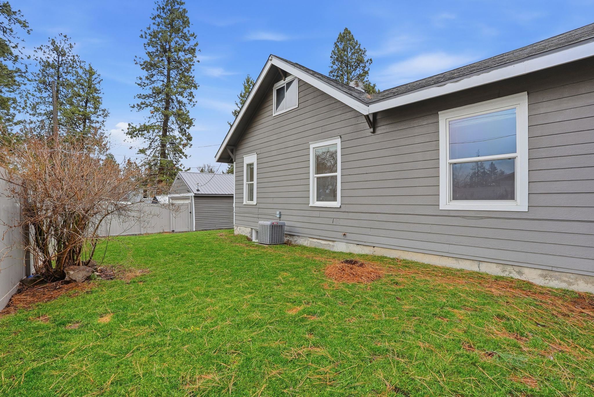 1903 East 15th Avenue Spokane, WA 99203 - Photo 18 of 24