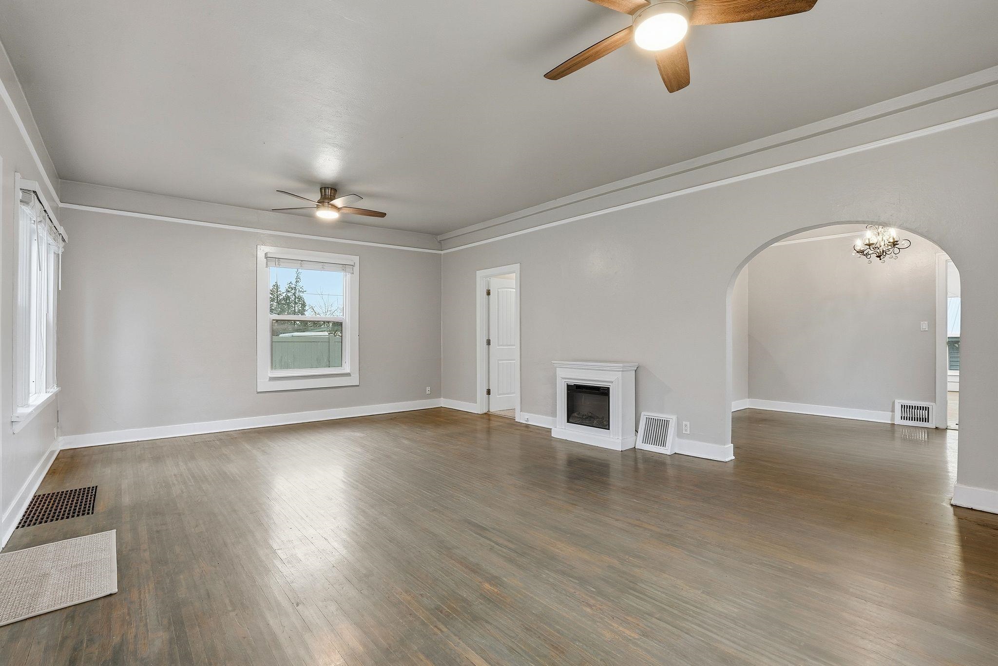 1903 East 15th Avenue Spokane, WA 99203 - Photo 5 of 24