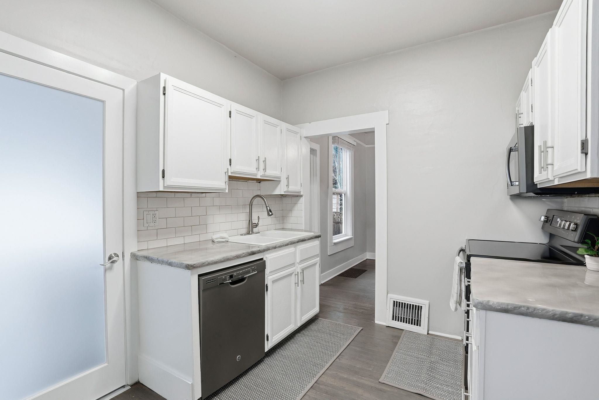 1903 East 15th Avenue Spokane, WA 99203 - Photo 9 of 24