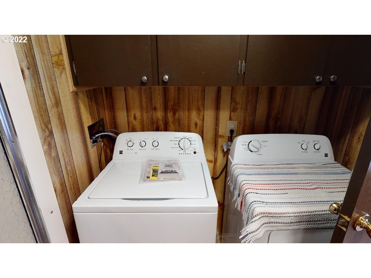 95706 Jerry's Flat Road, Unit 27 Gold Beach, OR 97444 - Photo 13 of 16 Laundry