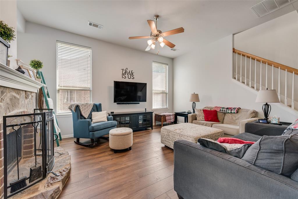 508 Elmgrove Trail Forney, TX 75126 - Photo 9 of 32 a living room with furniture and a flat screen tv