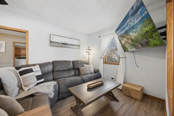 $285,000 | 8780 Moorhouse Avenue, Clear Lake, MN 55319