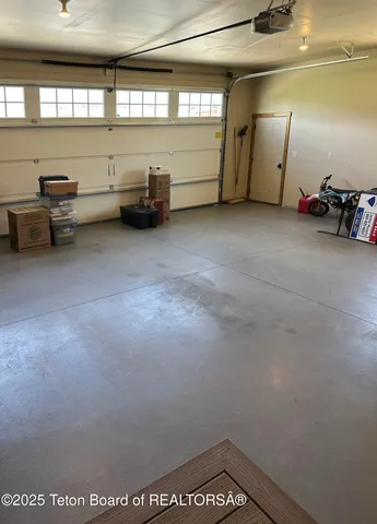 $998,000 | 271 Serenity Lane, Thayne, WY 83127