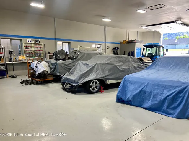 $998,000 | 271 Serenity Lane, Thayne, WY 83127