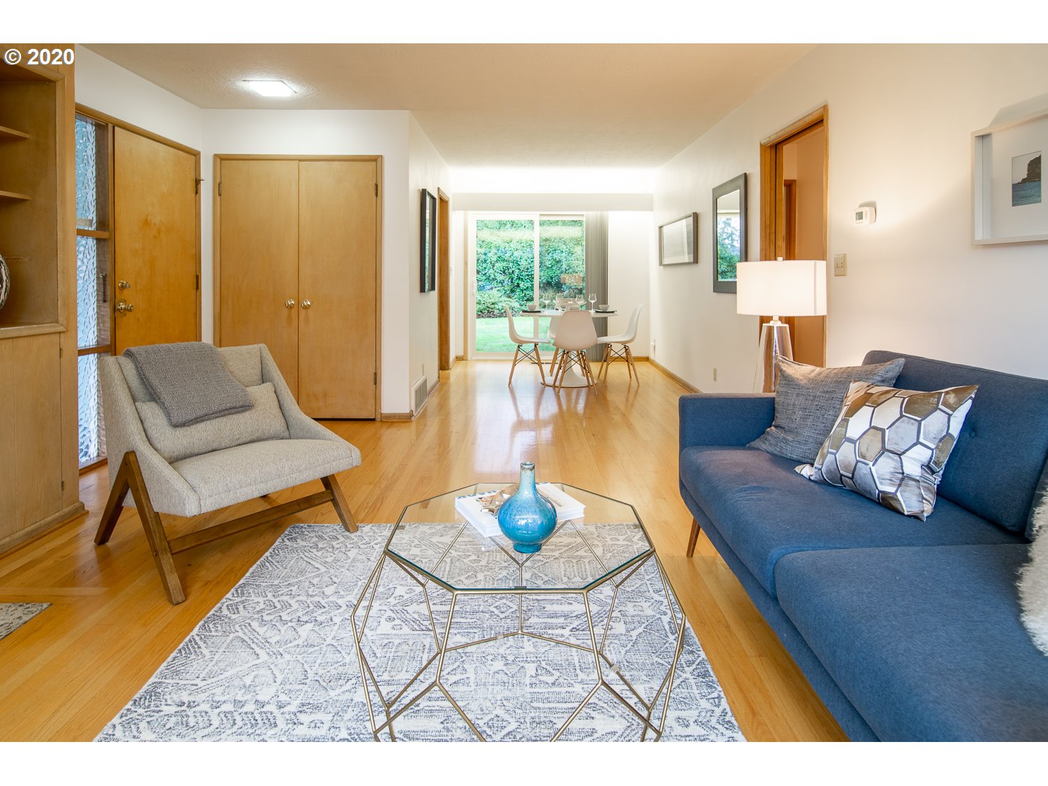 1342 Southwest Freeman Street Portland, OR 97219 - Photo 8 of 21 Gallery Image 8