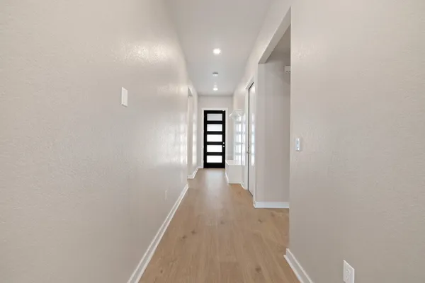 $385,500 | 309 Barton Run Drive, Georgetown, TX 78628