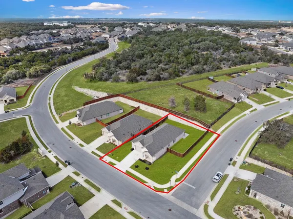$385,500 | 309 Barton Run Drive, Georgetown, TX 78628