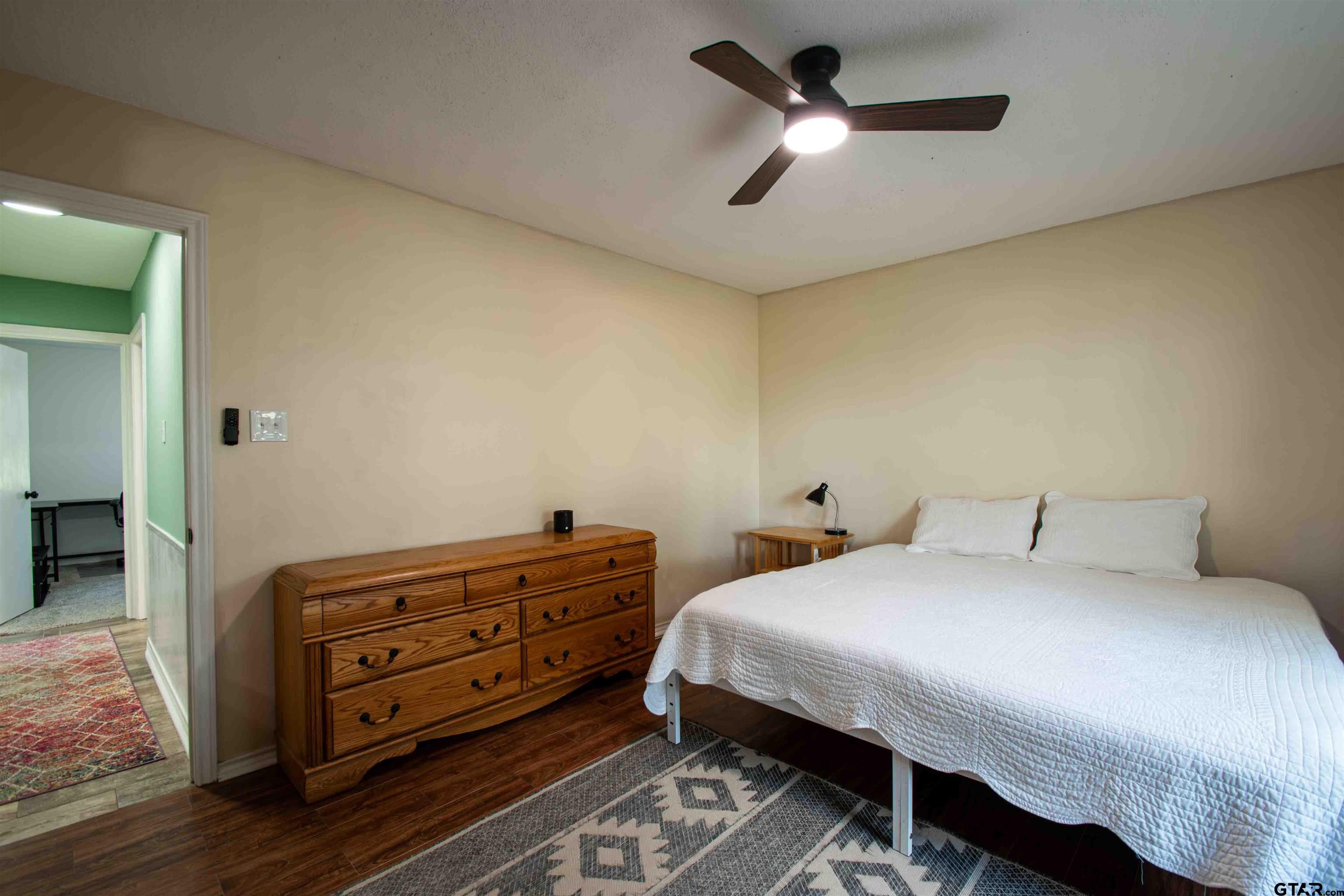 14230 Ridgewood Street Tyler, TX 75709 - Photo 3 of 48