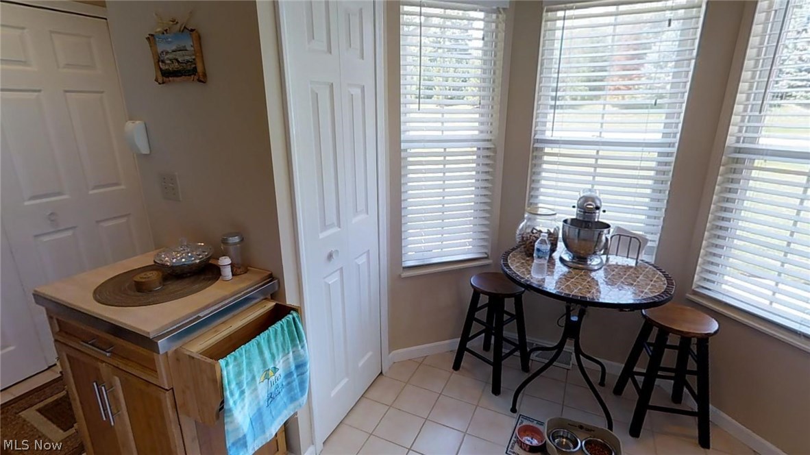 6943 Tippecanoe Road Canfield, OH 44406 - Photo 4 of 23 Gallery Image 4