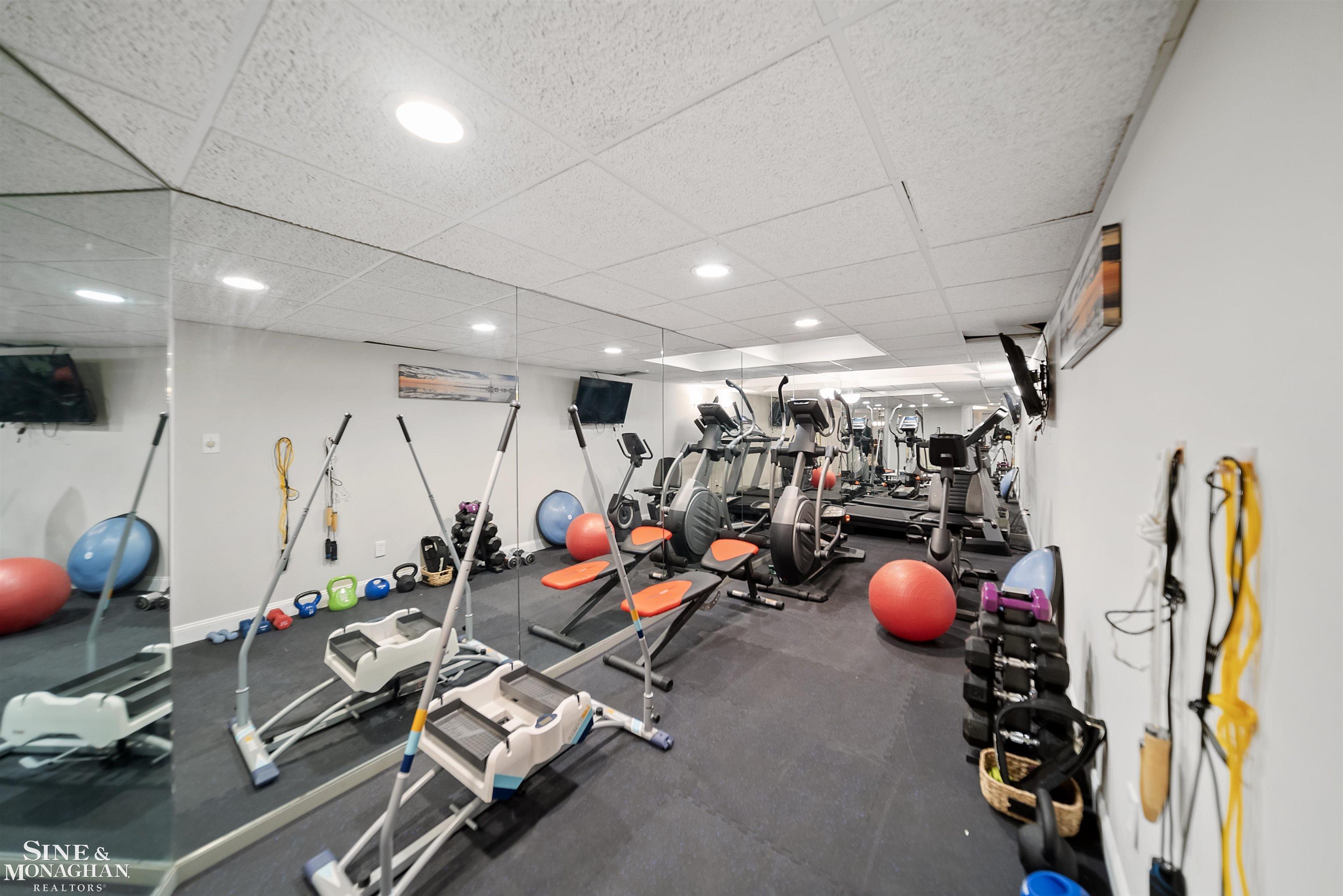 835 Lake Shore Road Grosse Pointe Shores, MI 48236 - Photo 45 of 73