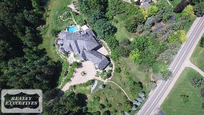 5600 Orion Road Rochester, MI 48306 - Photo 6 of 64 31324430-7.JPG
