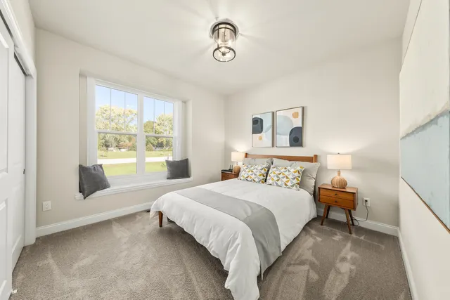 $895,900 | Cress-brook Dr Lisbon Wi 53029 Drive, Hartland, WI 53029