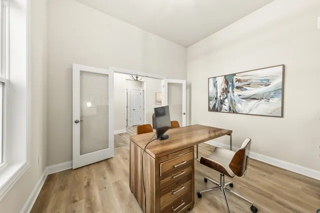 $895,900 | Cress-brook Dr Lisbon Wi 53029 Drive, Hartland, WI 53029