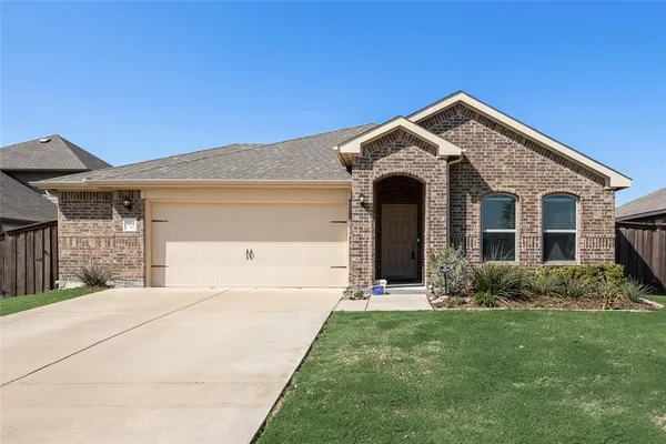 $295,000 | 5054 Huffines Boulevard, Royse City, TX 75189