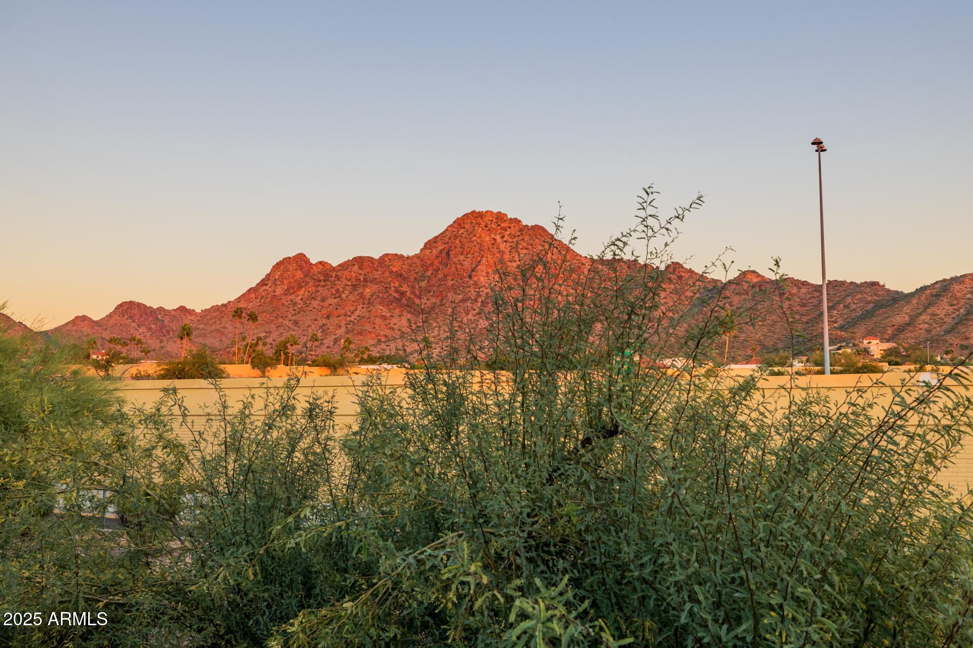 1875 East State Avenue Phoenix, AZ 85020 - Photo 19 of 39 a view of mountain with lake view