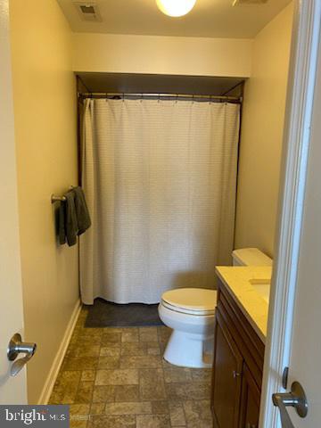 27 Pickwick Place Sewell, NJ 08080 - Photo 14 of 18 a bathroom with a sink and a mirror